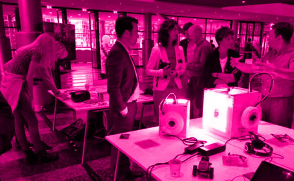 Which technology can assist you by solving issues in your organization? Customized tech-session adapted to your question and business. Combine different themes as artificial intelligence, extended reality, internet of things, computer vision, drones, biometrics and robotics to give your staff a fun and inspirational day at the office!Donate the EduTechTable to a school or project with children of your choice, within this order (w.r.t. € 495,-)
Morning 09:00-15:00 or Afternoon 12:00-18:00 / excl. travel expenses / excl. VAT-BTW / incl. setup /needed 2-3 tables and a powercable / per 50 visitors we guide this session with one extra supervisor + € 325
Book this session
TechologyCoach for Business